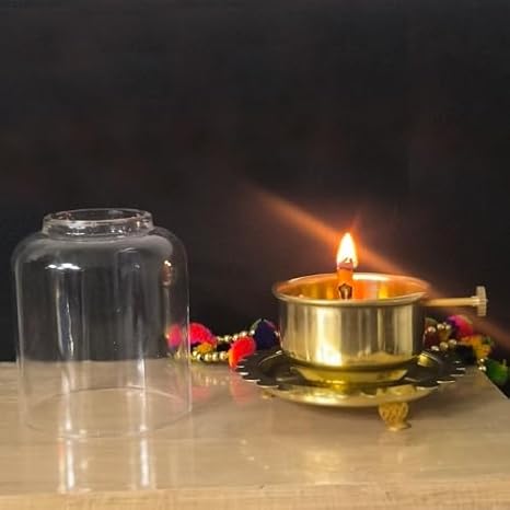 Diya with adjustable bati